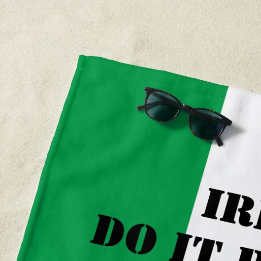 Iren verbessert es Flagge des Irland-Badetuchs Strandtuch (Beispiel)