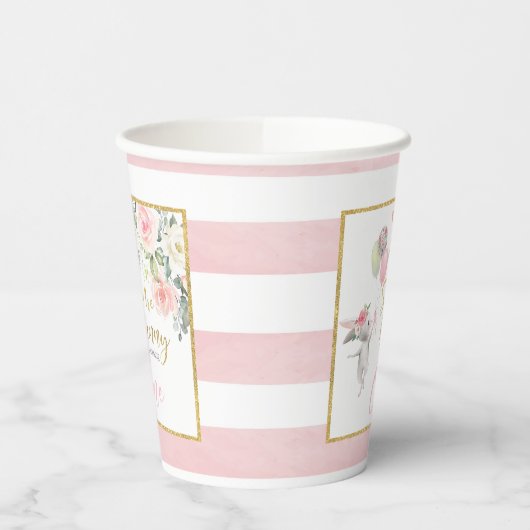 Irgendein Bunny dreht ein Party Cups Pappbecher (Links)