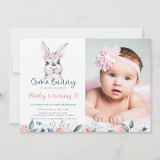 Irgendein Bunny hat Geburtstag, jedes Foto Einladung