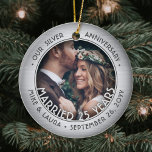Irgendein Text 2 Foto Silber 25. Hochzeitstag Keramik Ornament<br><div class="desc">Feiern Sie ein fröhliches 25. Hochzeitstag mit einem maßgeschneiderten 2-Foto "Verheiratet 25 Jahre" Imitate gebürstet silber rund Keramik Weihnachtsschmuck. Alle Texte und Bilder auf dieser Vorlage sind einfach zu personalisieren und können auf Vorder- und Rückseite unterschiedlich oder gleich sein. (IMAGE & TEXT DESIGN TIPS: 1) Um die Position der Formulierung...</div>