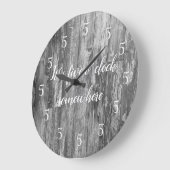 Irgendwo um fünf Uhr ist die Shiplapuhr groß (Winkel)