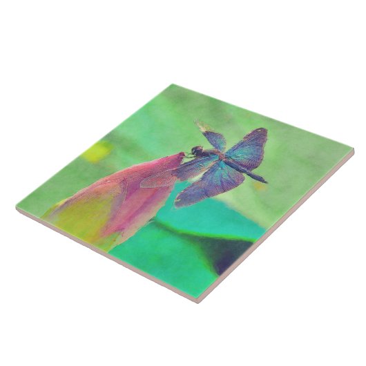 Iridescent Blue Dragonfly auf Wasserlilie Fliese (Seite)