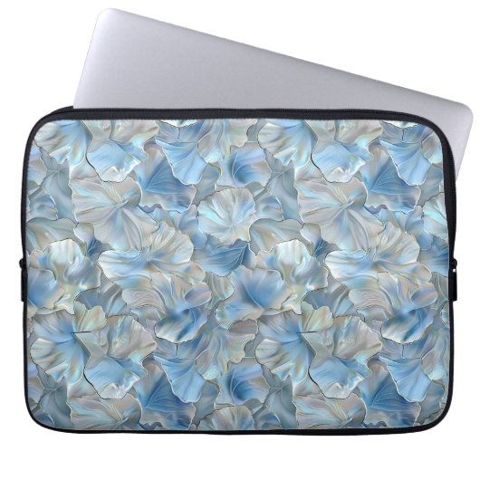 Iridescent Blue Pearl Petal Pattern Laptop Sleeve (Vorderseite)