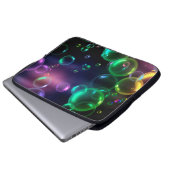 Irideszierende Blase auf schwarz Laptopschutzhülle (Vorne Knopf)