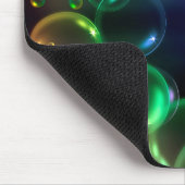 Irideszierende Blase auf schwarz Mousepad (Ecke)