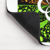 Irideszierende blaugrüne gelbe Herzen Mousepad (Ecke)