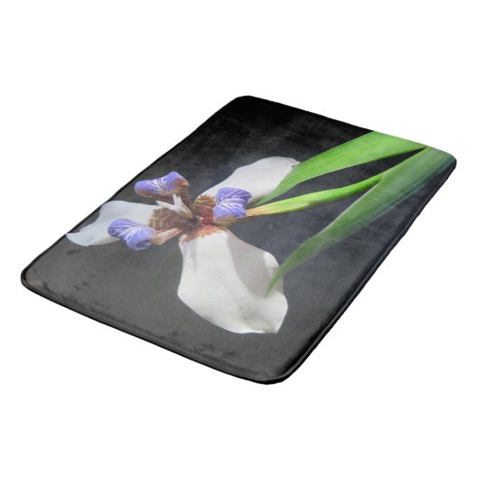 Iris Bath Mat Badematte (Schrägansicht)