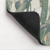 Iris-Blumen und Heuschrecke, c.1830-31 Mousepad (Ecke)