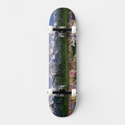 Iris und Lupine Garden und Teton Range, Skateboard (Vorderseite)