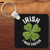 Irisch ich lief am St. Patrick's Day schneller Schlüsselanhänger (Vorderseite)