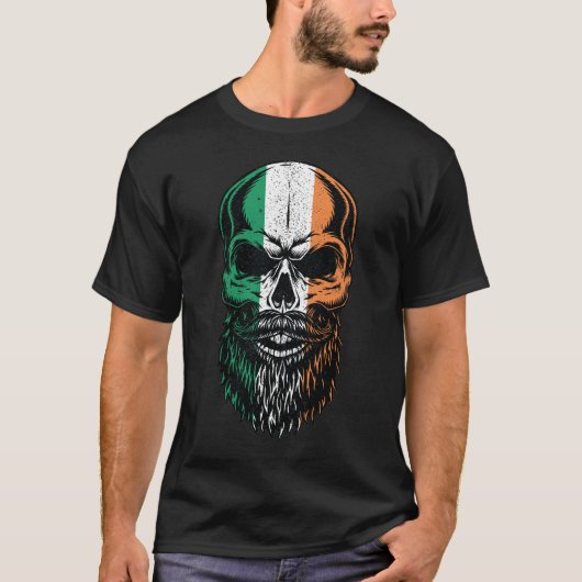 irische Flag-St. Patricks Day "Bearted Skull Head" T-Shirt (Vorderseite)