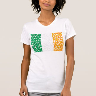 Irische Flagge aus Kleeblättern gemacht T-Shirt