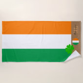 Irische Flagge / Irland mit Monogramm / Strandtuch (Vorderseite)