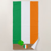 Irische Flagge / Irland mit Monogramm / Strandtuch (Vorderseite)