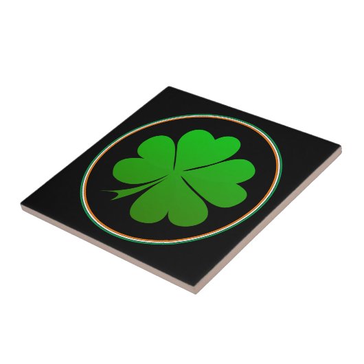irische Flagge, Kleeblatt, irische Dekoration, Zuh Fliese (Seite)