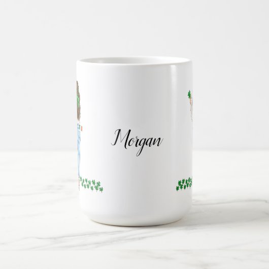 Irische Frau mit Vierblättriges Kleeblatt Kaffeetasse (Mittel)