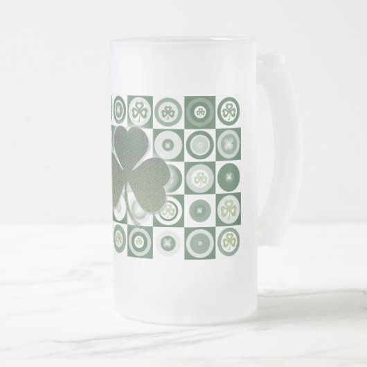 Irische Kleeblattbiersteins, -Tassen u. -schalen Mattglas Bierglas (VorderseiteRechts)