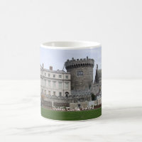 Irische Tasse, historisches Dublin Castle, Irland