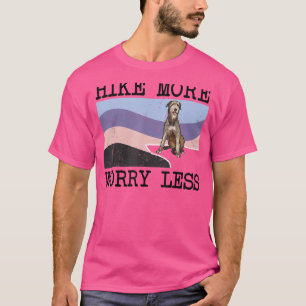 Irische Wolfhound-Wanderer machen sich mehr Sorgen T-Shirt