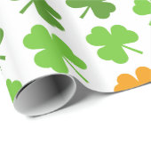 Irischen Kleeblatt-St Patrick Geschenkpapier (Rolleneckpunkt)