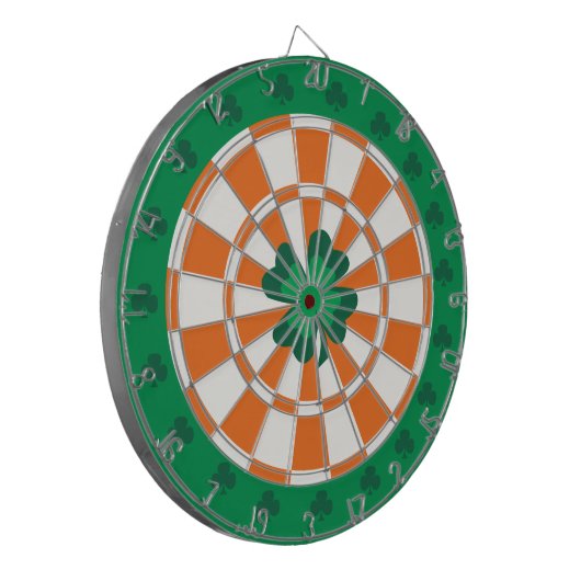 Irischer Dartboard: Kleeblatt-Grün, Orange und Dartscheibe (Vorderseite Links)
