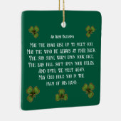 Irischer Segen und grüne Kleeblätter Typografie Keramikornament (Rechts)