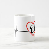 Irischer stepdance Herzschlagentwurf Kaffeetasse (Mittel)