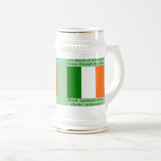 Irisches Blut und Whiskey Bierglas (VorderseiteRechts)