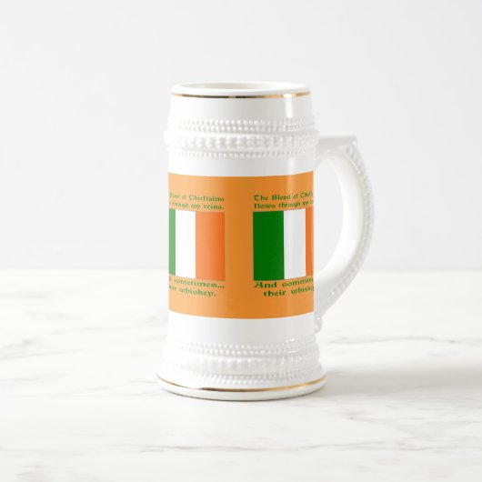 Irisches Blut und Whiskey Bierglas (VorderseiteRechts)