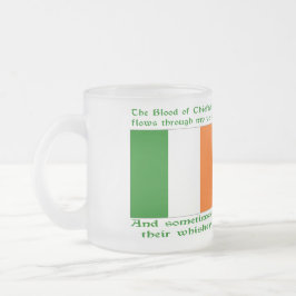 Irisches Blut und Whiskey Mattglastasse