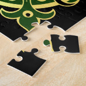 Irisches keltisches Kreuz/Schwarz/Gold/Grün/extrav Puzzle (Seite)