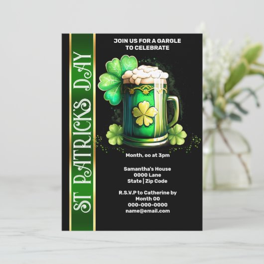 Irisches Kleeblatt am grünen Paddy's Day Einladung (Stehend Vorderseite)