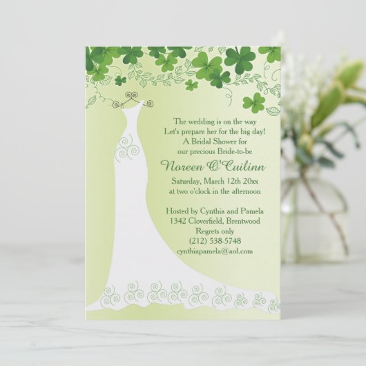 Irisches Kleeblatt, Hochzeitskleid Brautparty Einladung (Stehend Vorderseite)