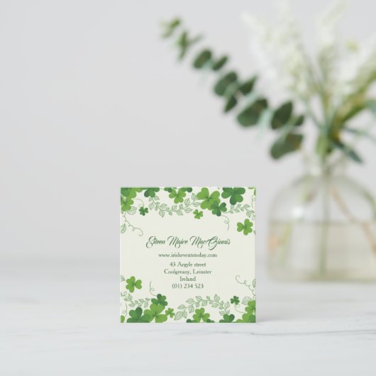 Irisches Kleeblatt (Klee) Quadratische Visitenkarte (Stehend Vorderseite)