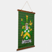 Irisches Levinge oder Levens Wappen Familienwappen Wandteppich Mit Holzrahmen (Gewinkelt)