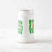 Irisches Mädchen-Trinkteam Bierglas (Mittel)