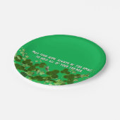 Irisches Zitat mit Kleeblättern Pappteller (Schrägansicht)