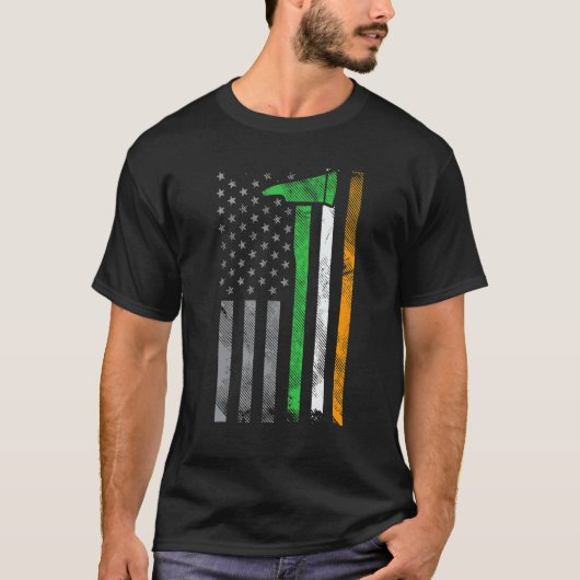 Irish American US Flag Firefighter Axe Fire St Pat T-Shirt (Vorderseite)