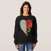Irish Angolan Flag Heart Sweatshirt (Vorne ganz)