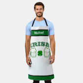 Irish Beer Lover Schürze - Personalisiertes Pub Ge (Getragen)