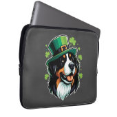 Irish Bernese Dog Leprechaun Hat St Patricks Day Laptopschutzhülle (Vorne Rechts)