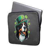 Irish Bernese Dog Leprechaun Hat St Patricks Day Laptopschutzhülle (Vorderseite Links)