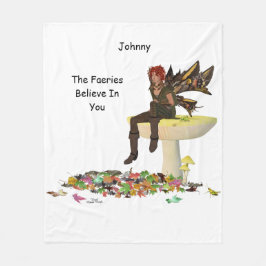 Irish Boy Fairy auf Mushroom Fleece Blanket