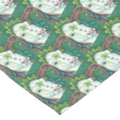 IRISH BRED ST. PATRICK'S DAHEIFER, KLEEBLATT COW KURZER TISCHLÄUFER (Ecke)