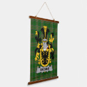 Irish Browne Coat of Arms Family Crest Wandteppich Mit Holzrahmen (Gewinkelt)
