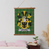 Irish Browne Coat of Arms Family Crest Wandteppich Mit Holzrahmen (Schlafzimmer)