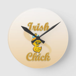 Irish Chick Runde Wanduhr