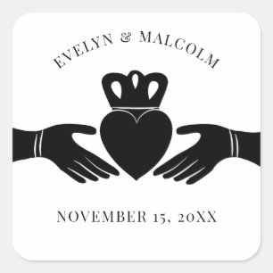 Irish Claddagh Ring Simple Black and White Wedding Quadratischer Aufkleber