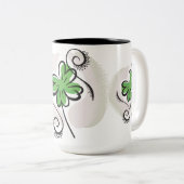 Irish Clover Zweifarbige Tasse (VorderseiteRechts)