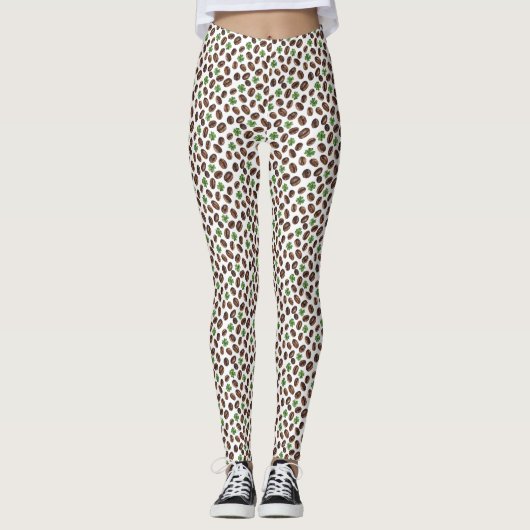 Irish Coffee Beans and Shamrocks Funny Design Leggings (Vorderseite)